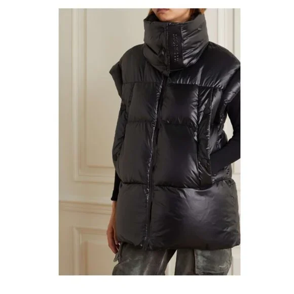 Moncler Aydat Vest Sz 5 $1,450 - Picture 2 of 12